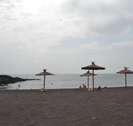 Live Guimar House