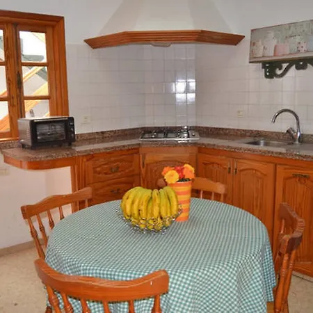 Live Guimar House